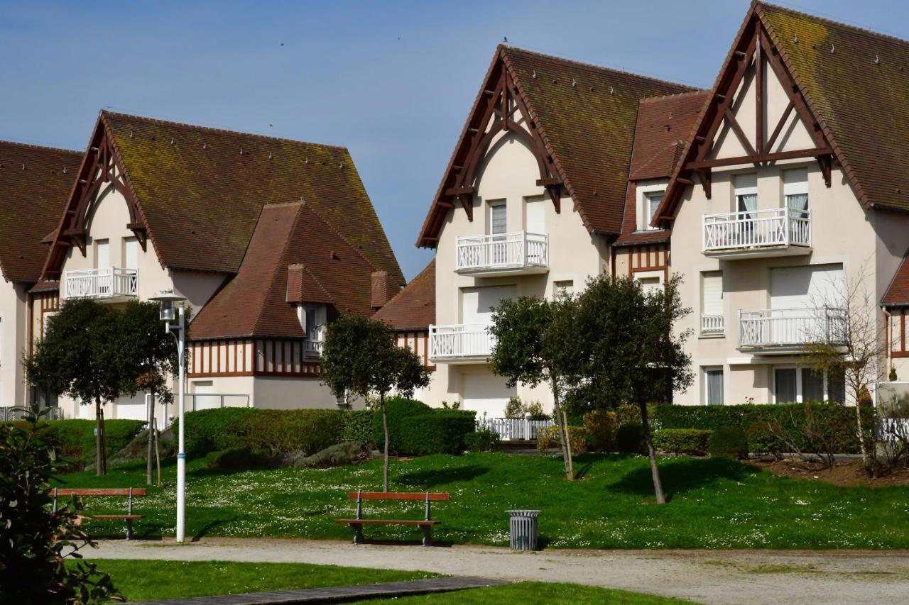 Appartement neuf - à 500m de la mer avec balcon Courseulles-sur-Mer Extérieur photo
